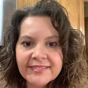 Meet your Posher, Leanne